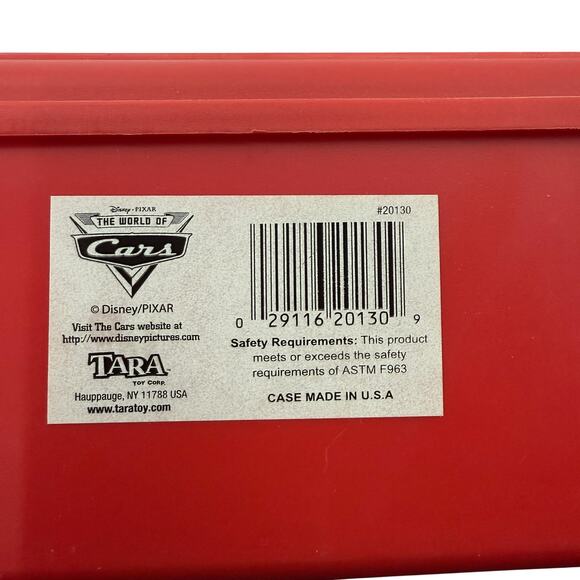 Disney Pixar The World of Cars Burning Up the Track!  50 Car Carrying Case - Picture 7 of 8